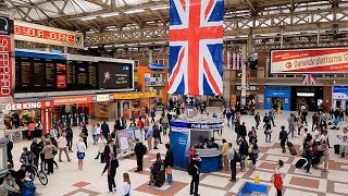 A Walk Through The London Victoria Station London England [upl. by Esoranna400]